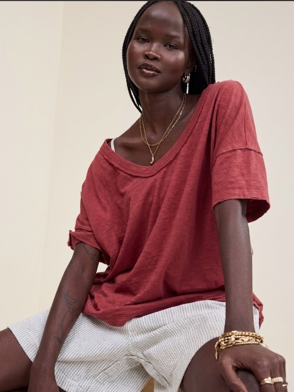 Aerie Red 100% Cotton Oversized Red V Neck Boyfriend T shirt Size large Flawed